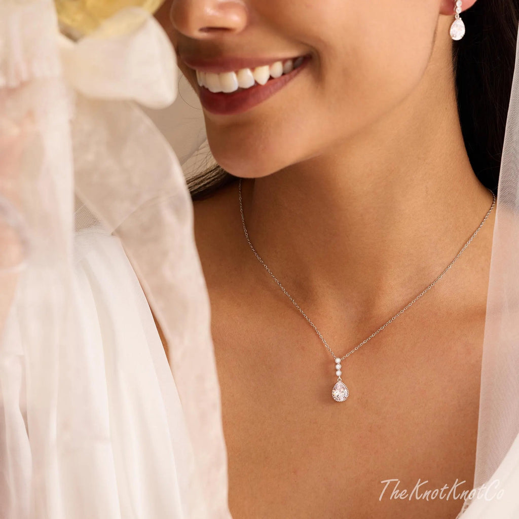 CZ Diamond Wedding Jewellry Set: Crystal Earrings and Necklace, Bridal Jewellry, Wedding Jewellery, Silver Plated Jewellery, Bridesmaid Gift